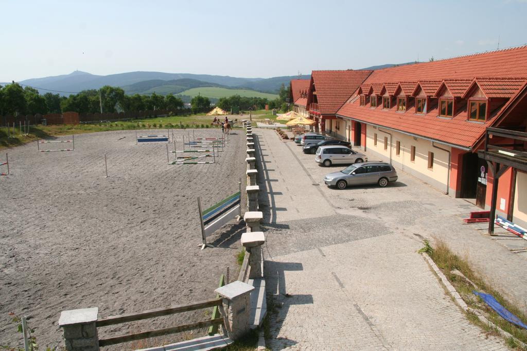 Hotel Farma Vysoka Chrastava Екстериор снимка